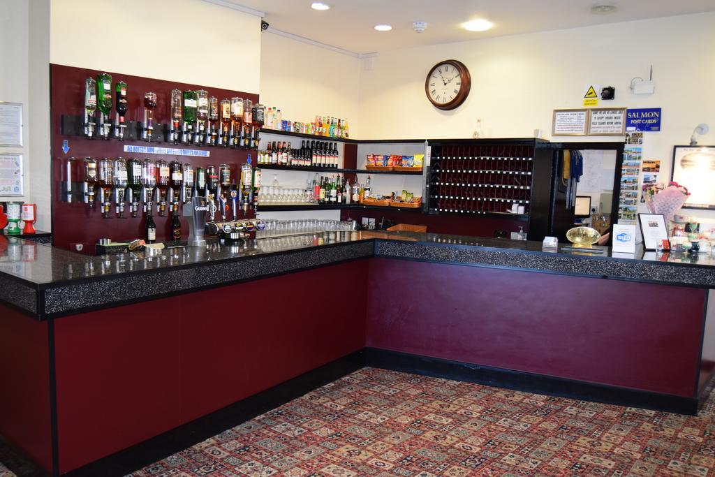 Westminster Hotel Rhyl Exterior photo